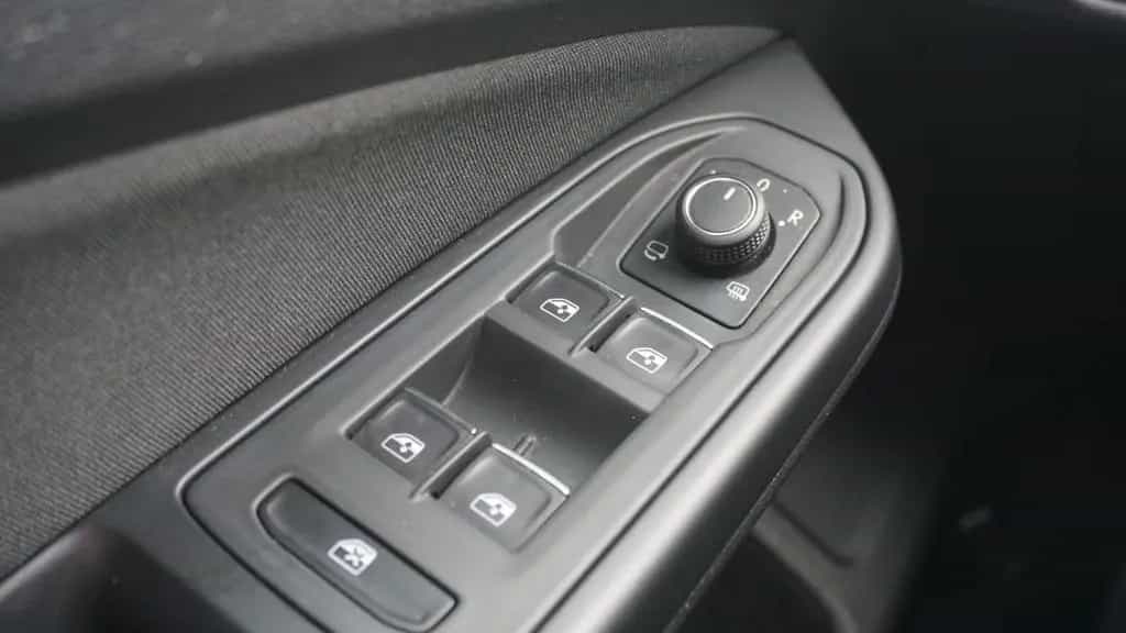 Volkswagen Golf VIII 1.5 TSI Life LED Navi Sitzheizung USB 07/2020-photo-18