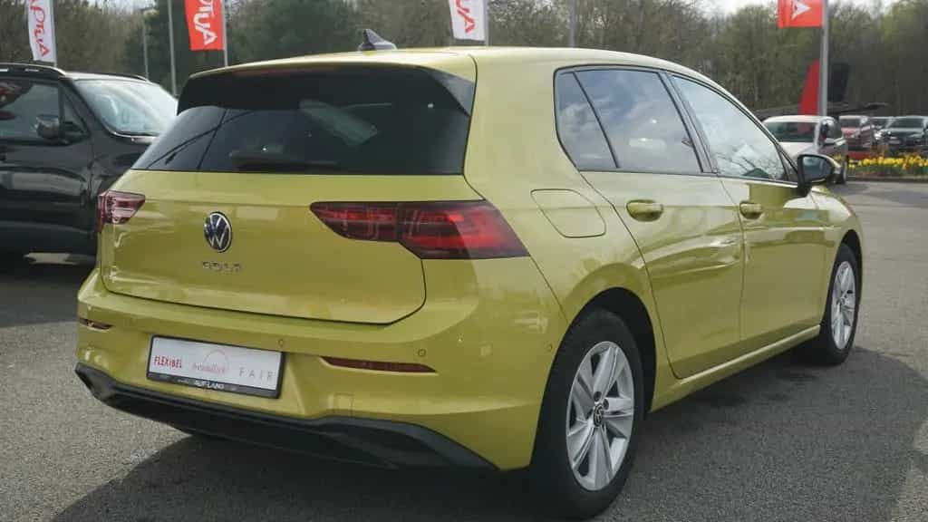 Volkswagen Golf VIII 1.5 TSI Life LED Navi Sitzheizung USB 07/2020-photo-5