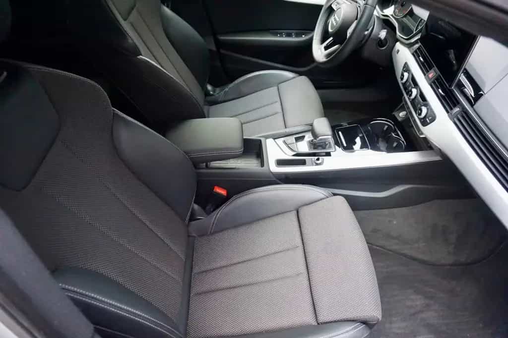 Audi A4 Avant 35 TFSI S line/ Navi Plus/ LED/ DAB 09/2020-photo-14