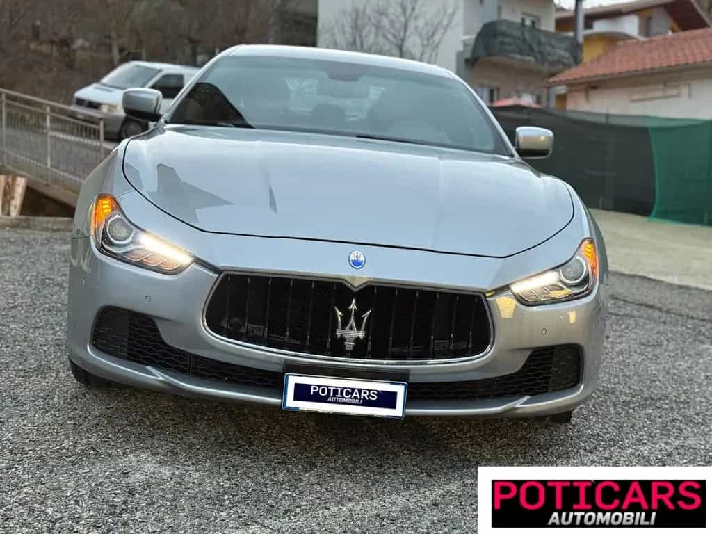 Maserati Ghibli V6 Diesel 03/2014-photo-13