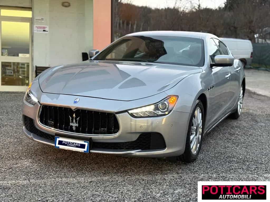 Maserati Ghibli V6 Diesel 03/2014-photo-14