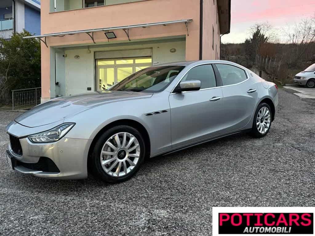 Maserati Ghibli V6 Diesel 03/2014-photo-5