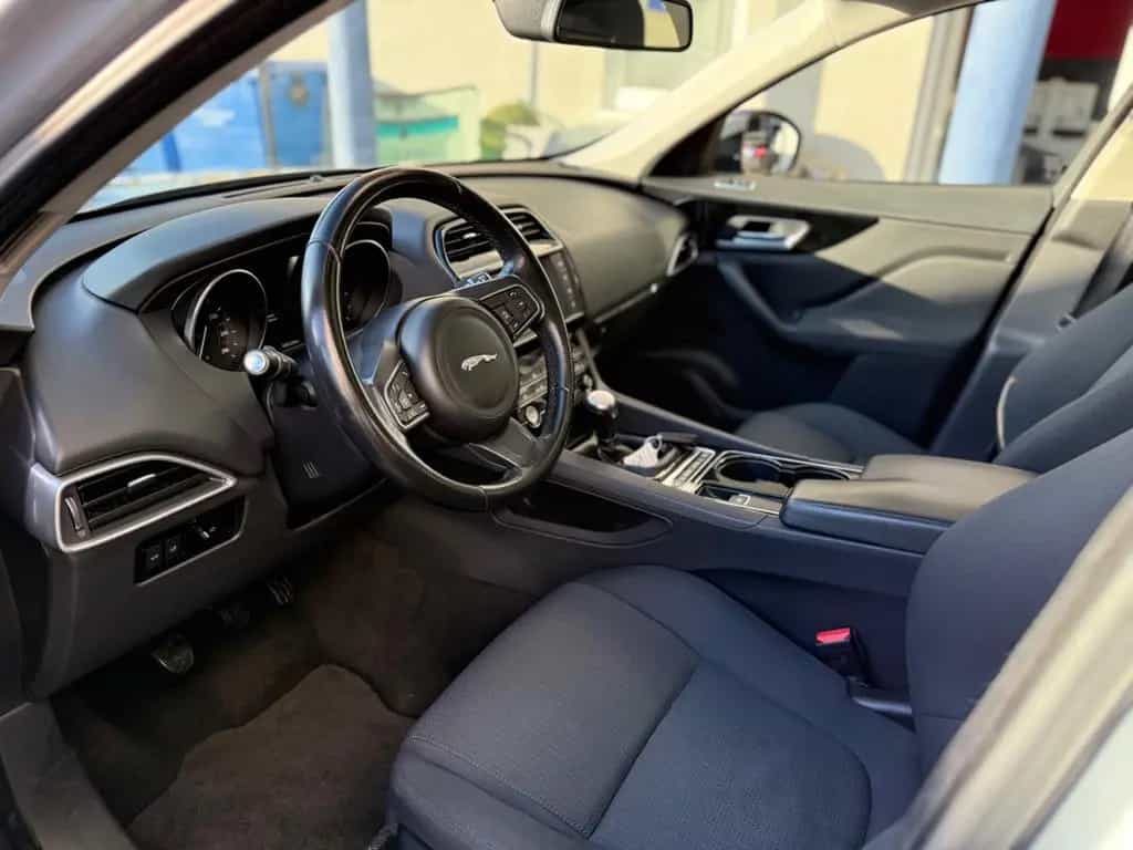 Jaguar F-Pace F-PACE Pure Garantie Finan 07/2016-photo-3