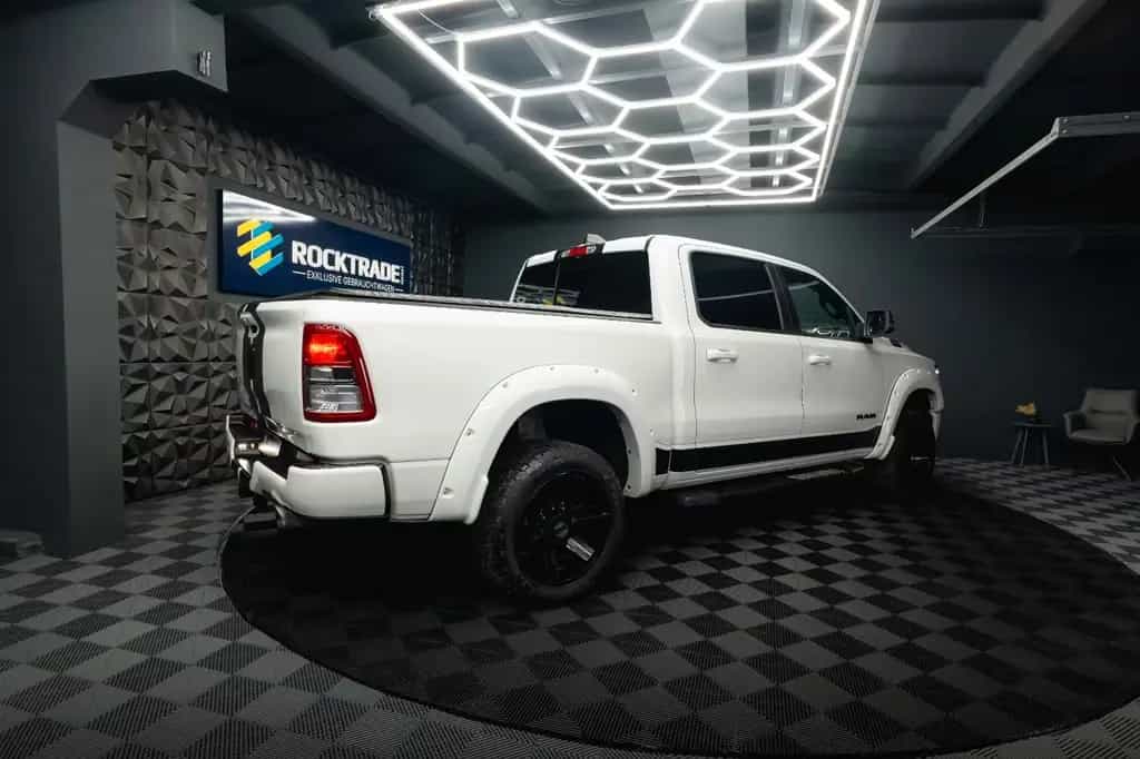 Dodge RAM 5.7 V8 HEMI 4x4 LPG Offroad  Night-Paket 08/2022-photo-13