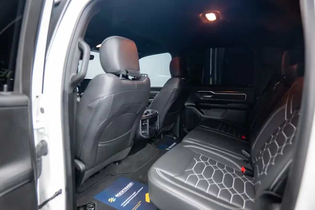 Dodge RAM 5.7 V8 HEMI 4x4 LPG Offroad  Night-Paket 08/2022-photo-34