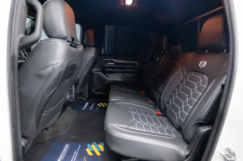Dodge RAM 5.7 V8 HEMI 4x4 LPG Offroad  Night-Paket 08/2022-photo-35