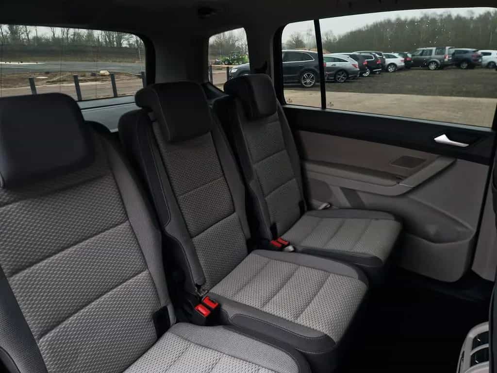 Volkswagen Touran 1.4 *TÜV Neu/Scheckh./AHK/DSG/Navi/ACC* 11/2015-photo-32