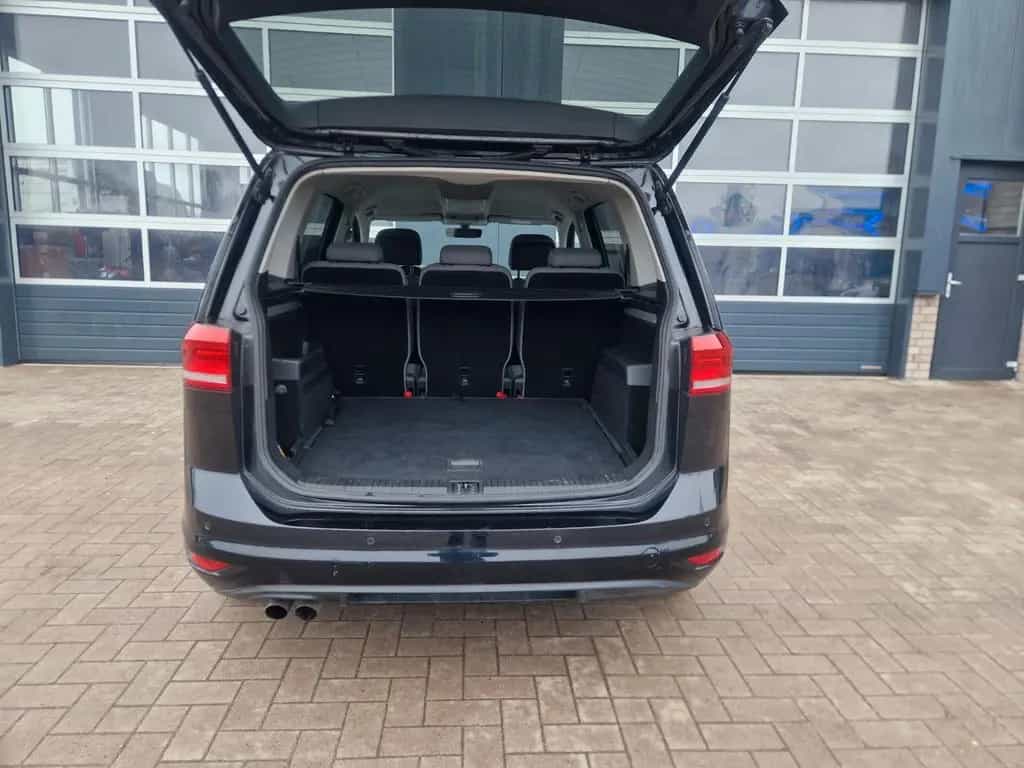Volkswagen Touran 1.4 *TÜV Neu/Scheckh./AHK/DSG/Navi/ACC* 11/2015-photo-35