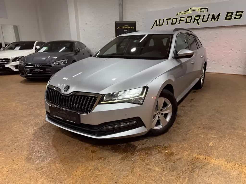 Skoda Superb Combi 2.0TDI DSG/AHK/ACC/PDC/SHZ 11/2022-photo-0