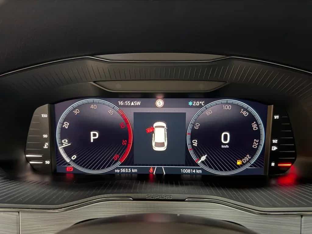 Skoda Superb Combi 2.0TDI DSG/AHK/ACC/PDC/SHZ 11/2022-photo-17