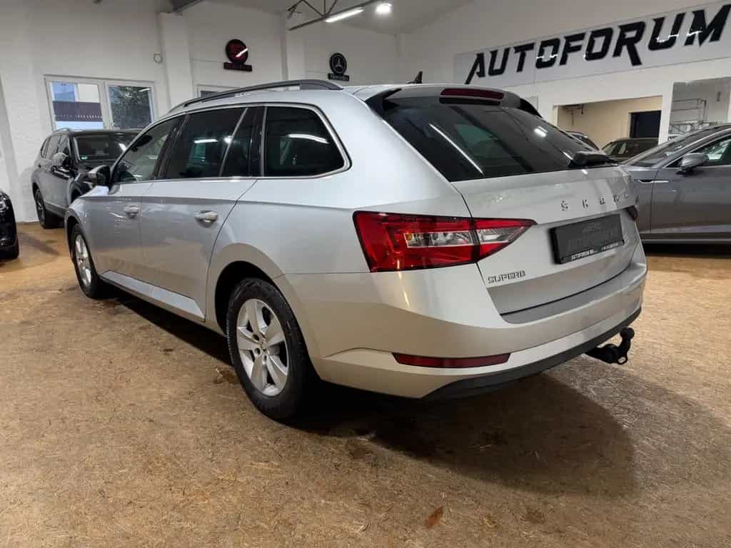 Skoda Superb Combi 2.0TDI DSG/AHK/ACC/PDC/SHZ 11/2022-photo-7