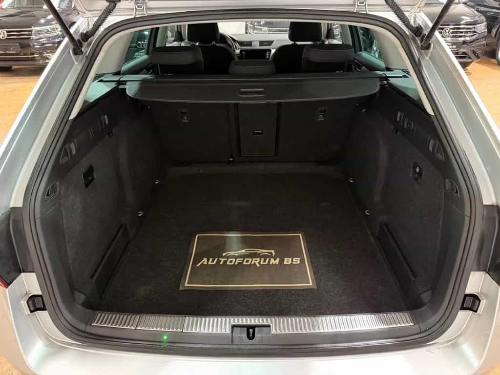 Skoda Superb Combi 2.0TDI DSG/AHK/ACC/PDC/SHZ 11/2022-photo-8