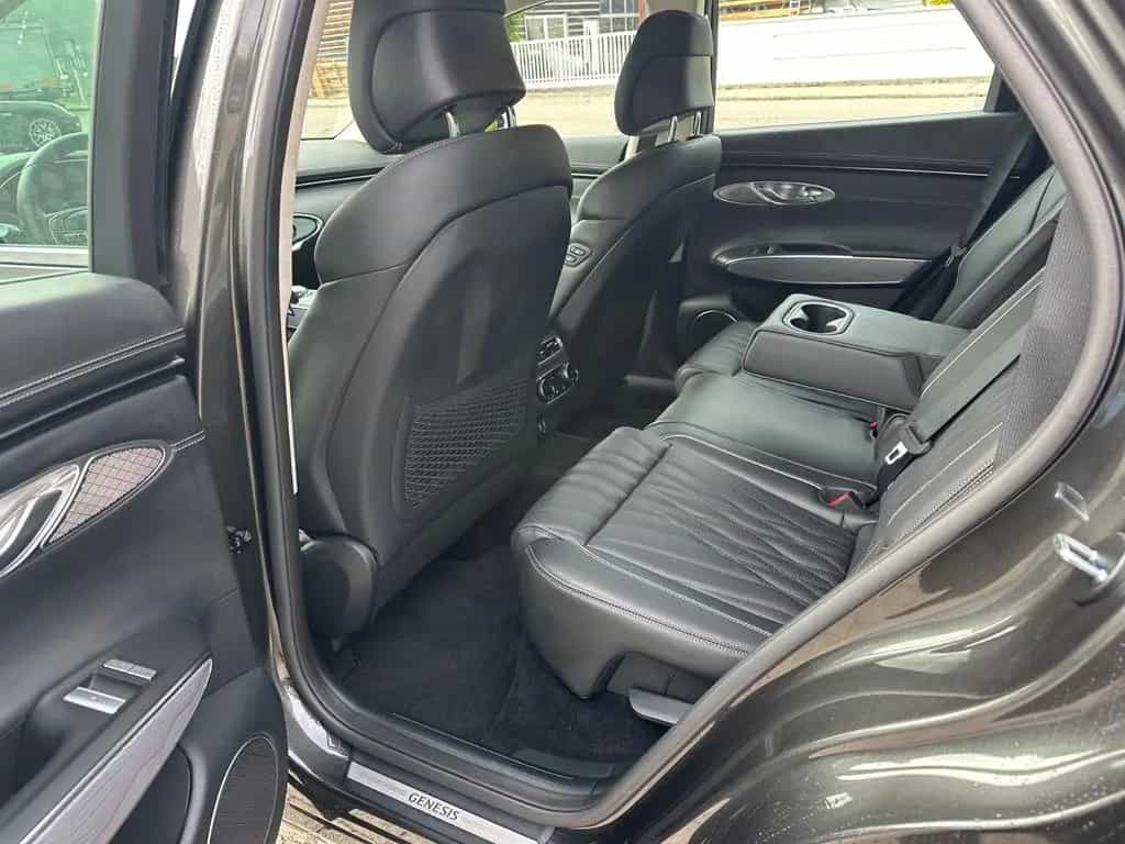 Genesis GV70 Luxury 4WD 03/2024-photo-11