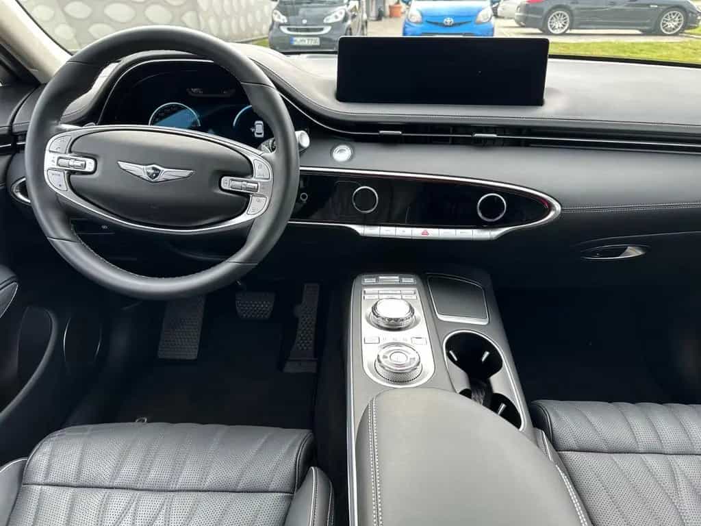 Genesis GV70 Luxury 4WD 03/2024-photo-13