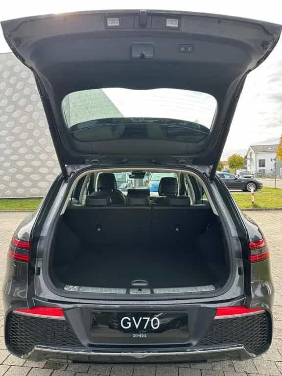 Genesis GV70 Luxury 4WD 03/2024-photo-5