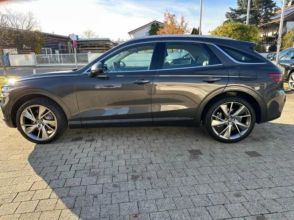 Genesis GV70 Luxury 4WD 03/2025-photo-2