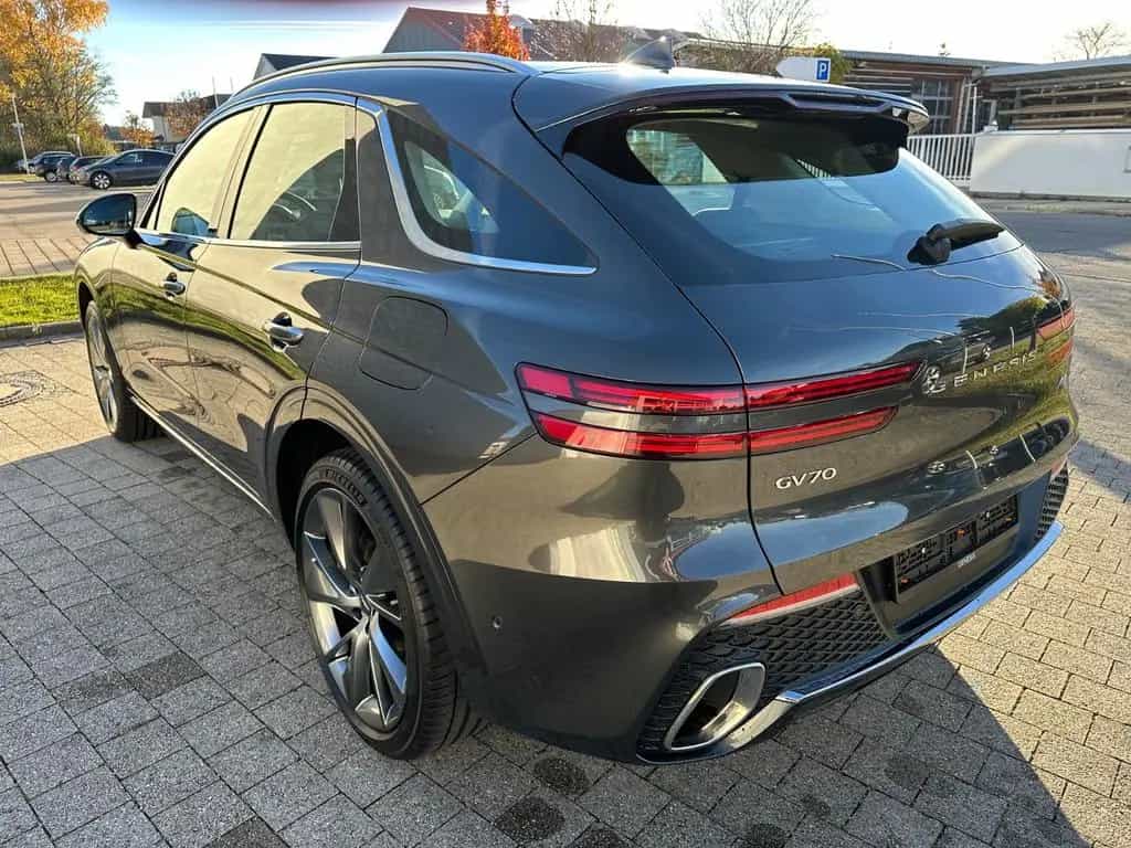 Genesis GV70 Luxury 4WD 03/2025-photo-3