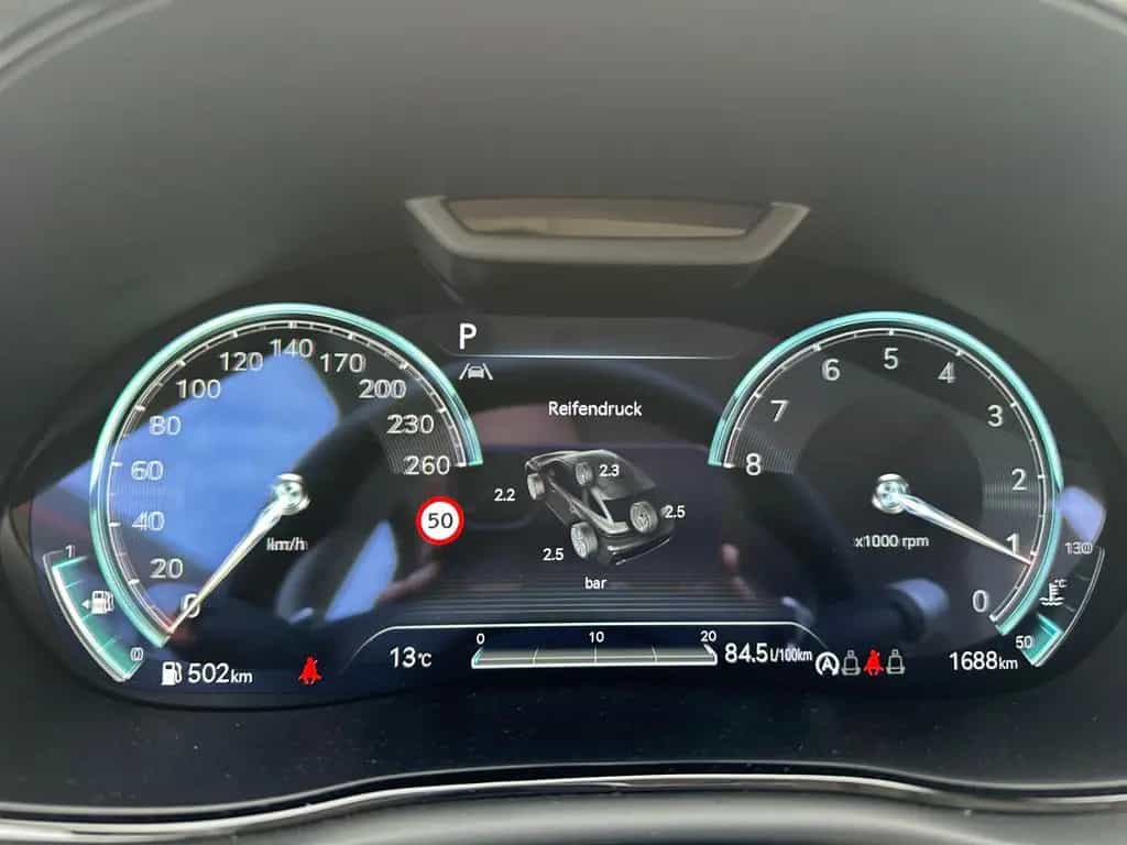 Genesis GV70 Luxury 4WD 04/2025-photo-14
