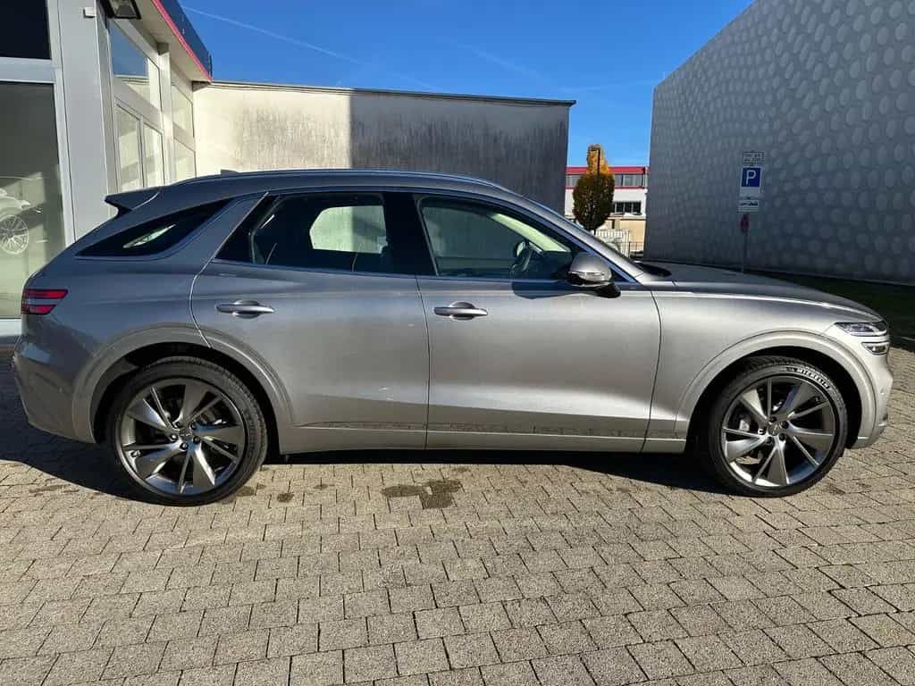 Genesis GV70 Luxury 4WD 04/2025-photo-8