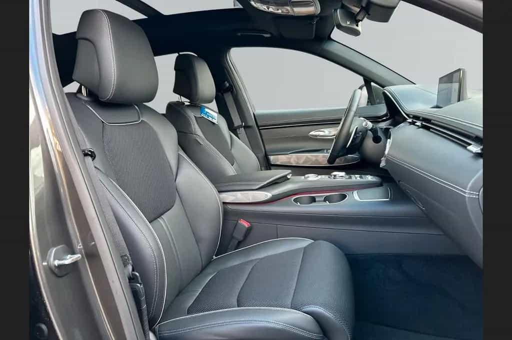 Genesis GV70 Sport 4WD 05/2023-photo-11
