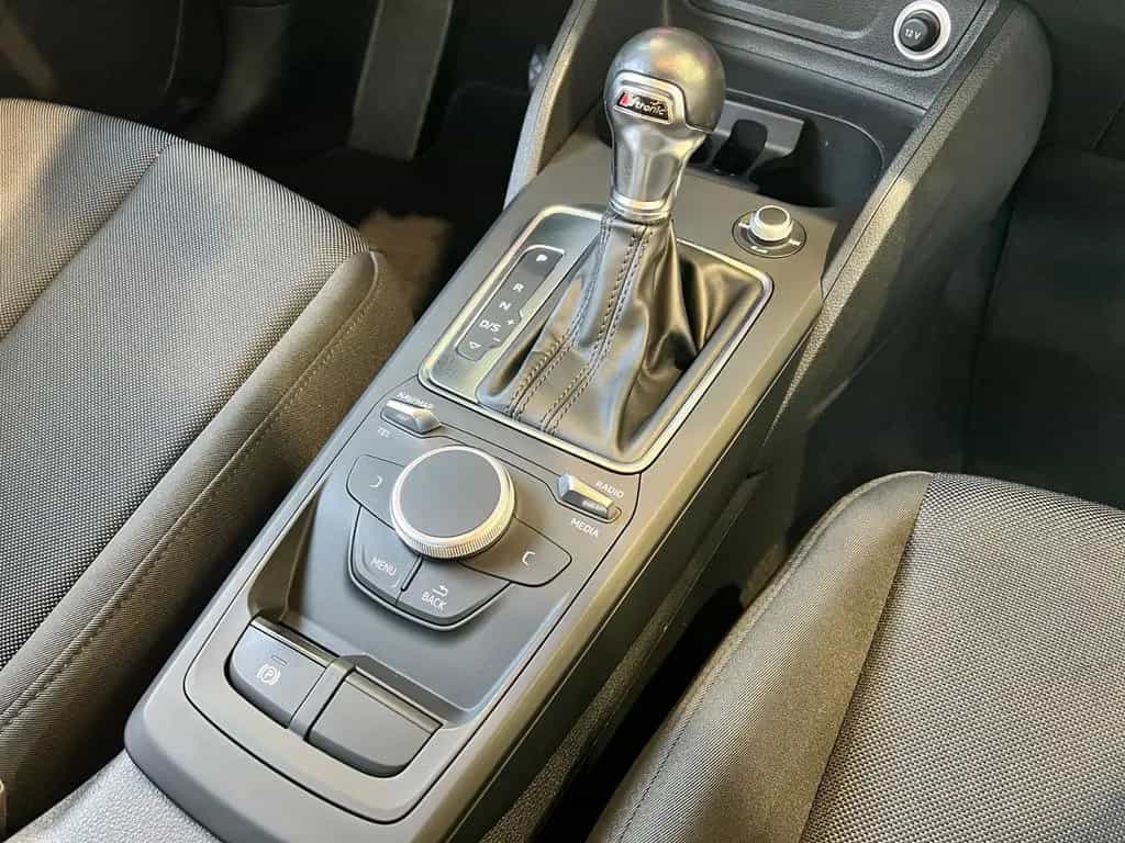 Audi Q2 1.4 TFSI S tronic SHZ NAVI ALU 09/2017-photo-21