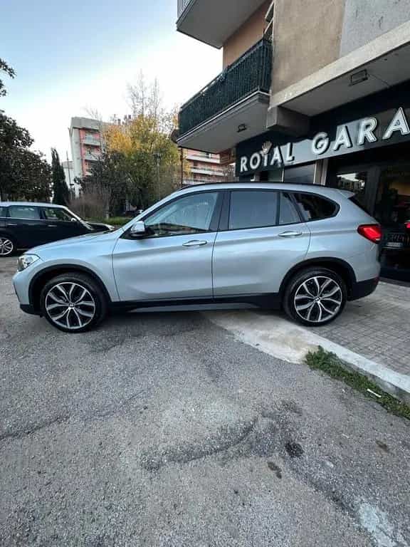 BMW X1 X1 xDrive18d Business Advantage 07/2020-photo-1