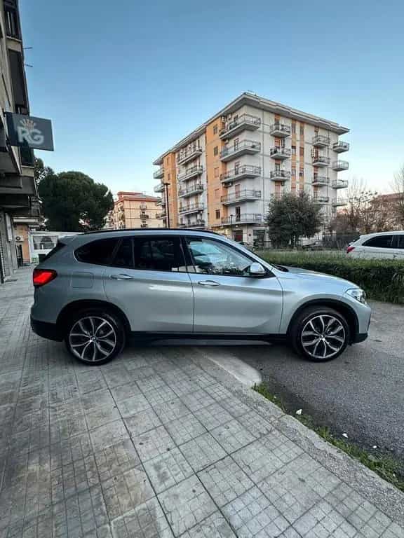 BMW X1 X1 xDrive18d Business Advantage 07/2020-photo-4