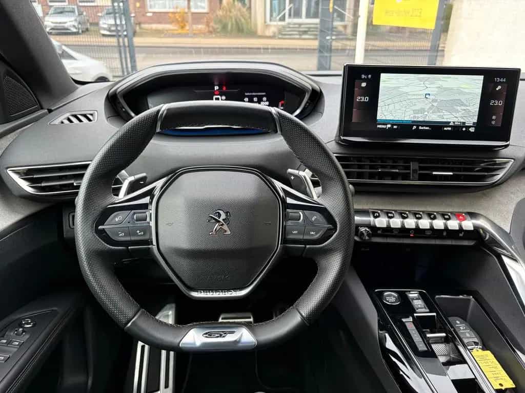 Peugeot 3008 GT -Garantie/Abstandstempomat/S-Heft- 08/2023-photo-9