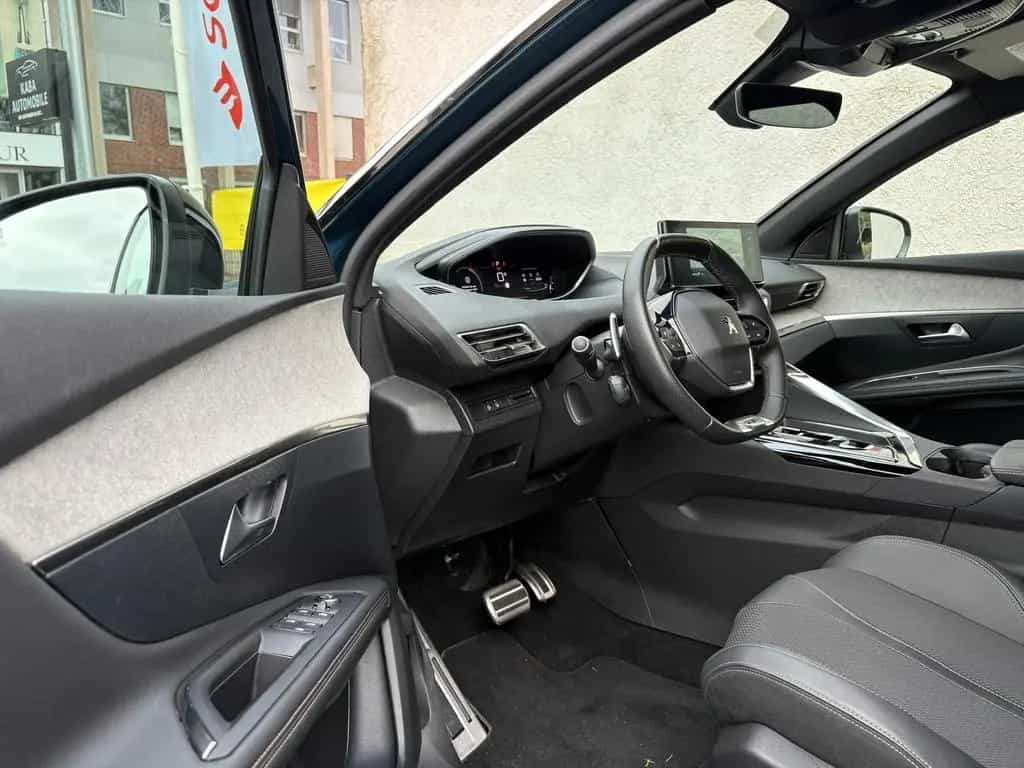 Peugeot 3008 GT -Garantie/Abstandstempomat/S-Heft- 08/2023-photo-40