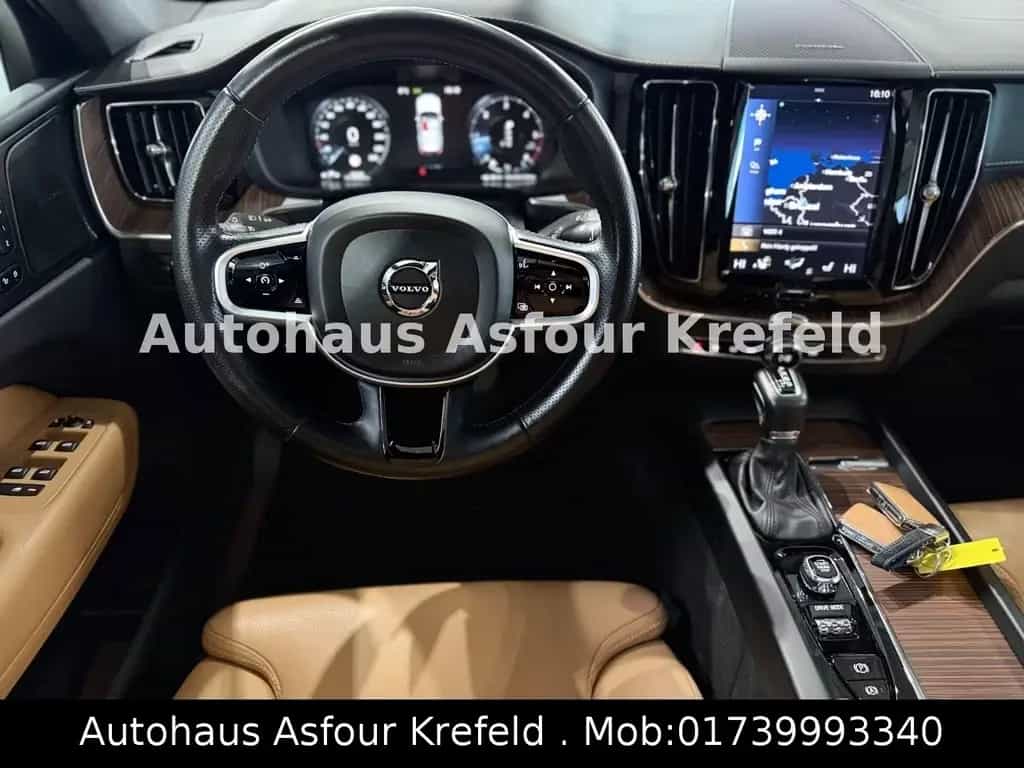 Volvo XC60 Inscription AWD*Panorama*Kamera*8-fach 12/2018-photo-10