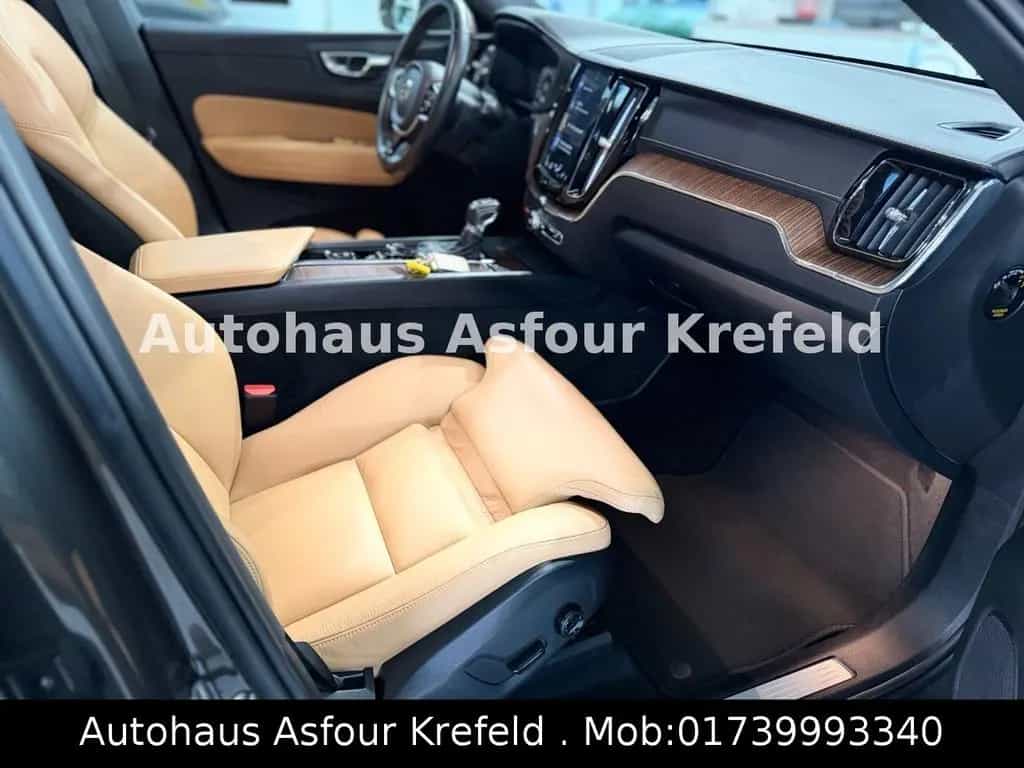 Volvo XC60 Inscription AWD*Panorama*Kamera*8-fach 12/2018-photo-12