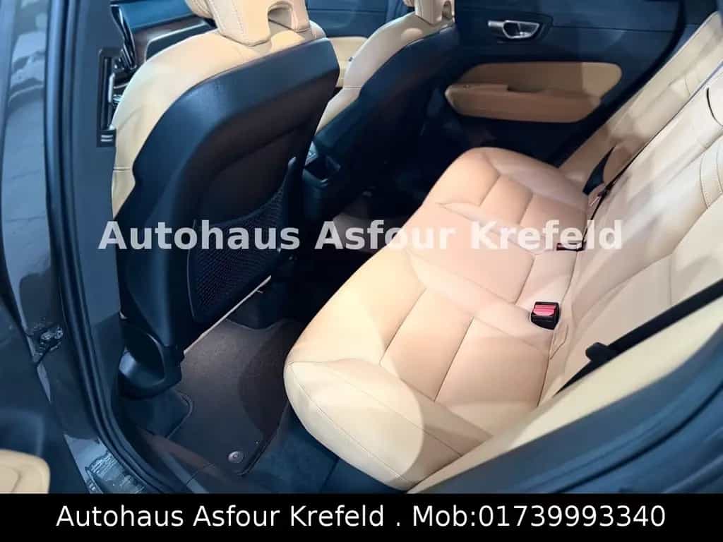 Volvo XC60 Inscription AWD*Panorama*Kamera*8-fach 12/2018-photo-13