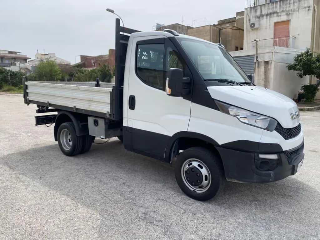 Iveco Daily 35C11 2.3 106CV RIBALTABILE 09/2016-photo-1
