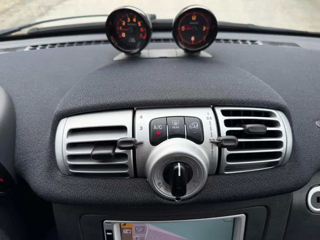 Smart ForTwo Coupe Brabus Pano,Leder,Shz,Temp,Navi 01/2013-photo-12
