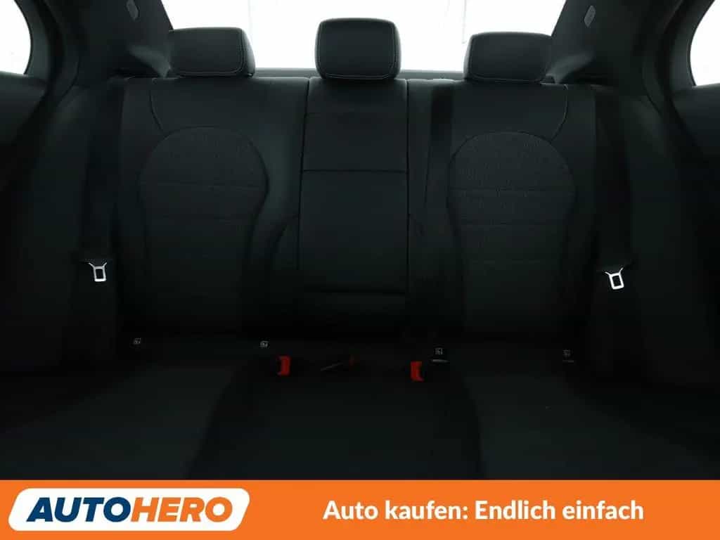 Mercedes-Benz C-Class 180 CGI Avantgarde Aut.*NAVI*CAM*TEMPO* 10/2018-photo-15