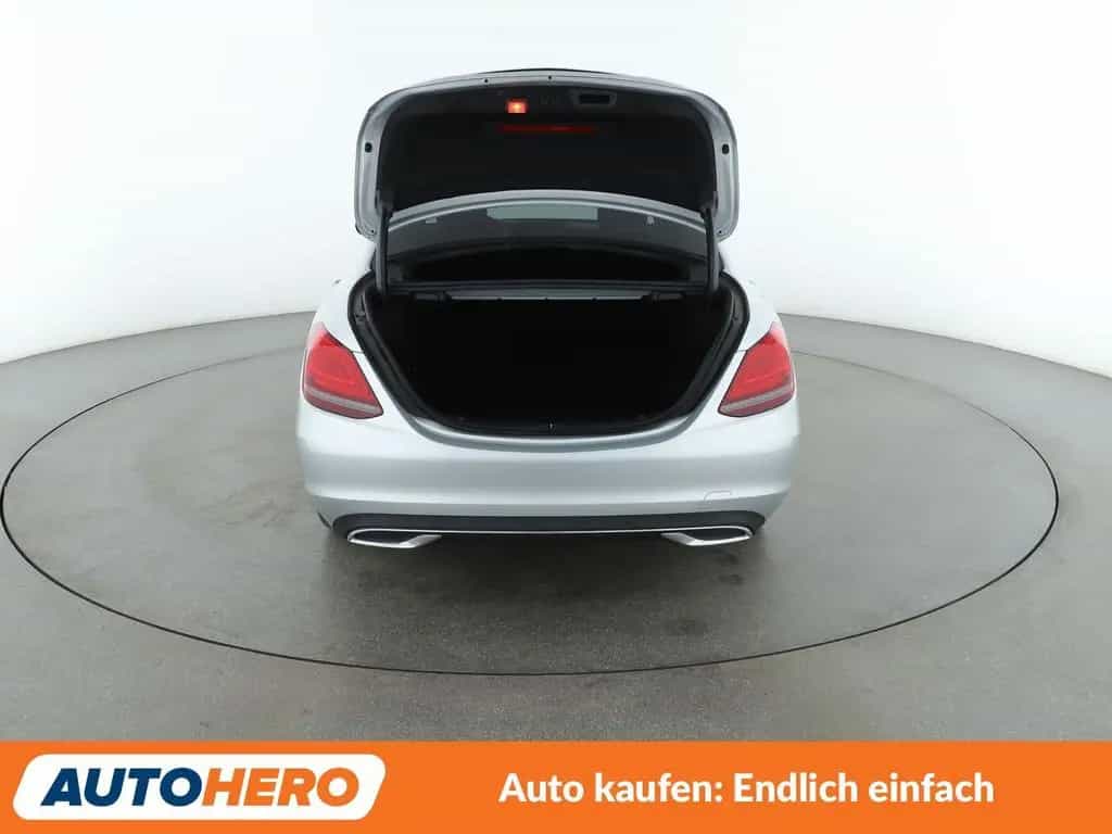 Mercedes-Benz C-Class 180 CGI Avantgarde Aut.*NAVI*CAM*TEMPO* 10/2018-photo-17
