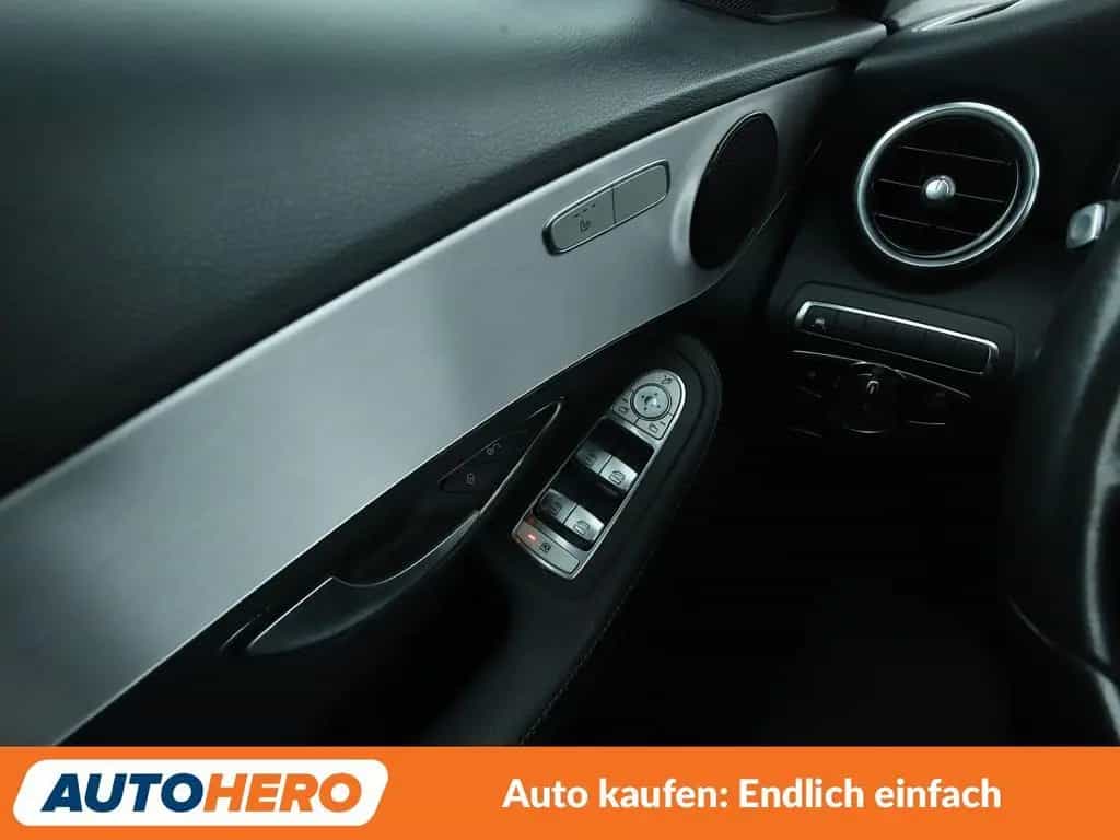 Mercedes-Benz C-Class 180 CGI Avantgarde Aut.*NAVI*CAM*TEMPO* 10/2018-photo-24