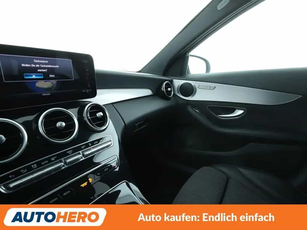 Mercedes-Benz C-Class 180 CGI Avantgarde Aut.*NAVI*CAM*TEMPO* 10/2018-photo-25