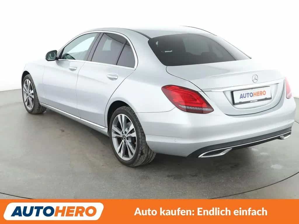 Mercedes-Benz C-Class 180 CGI Avantgarde Aut.*NAVI*CAM*TEMPO* 10/2018-photo-3