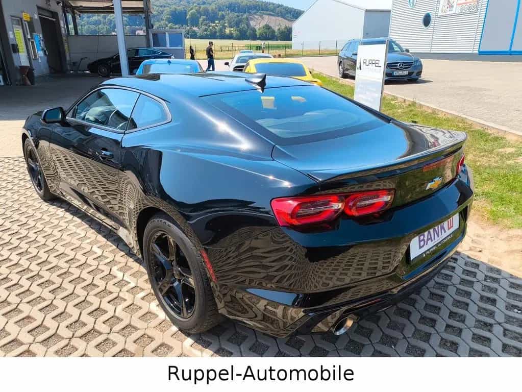 Chevrolet Camaro 2.0T R-CAM LEDER ZL1 Wenig KM!!! 03/2023-photo-2
