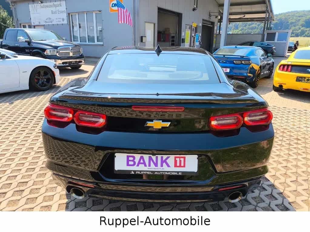 Chevrolet Camaro 2.0T R-CAM LEDER ZL1 Wenig KM!!! 03/2023-photo-3