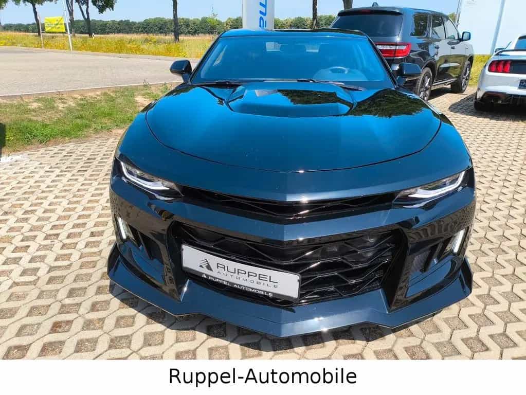 Chevrolet Camaro 2.0T R-CAM LEDER ZL1 Wenig KM!!! 03/2023-photo-8