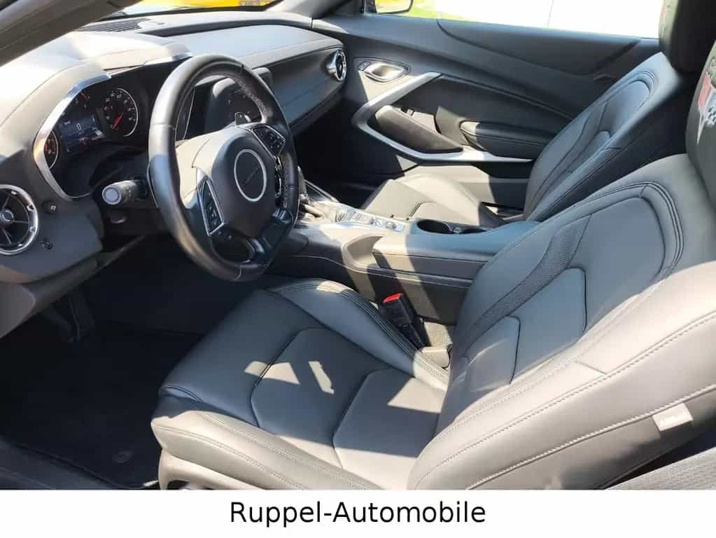 Chevrolet Camaro 2.0T R-CAM LEDER ZL1 Wenig KM!!! 03/2023-photo-9