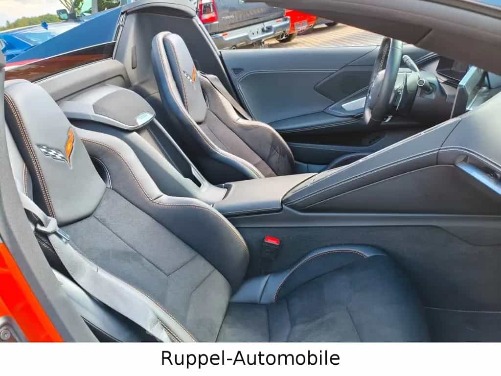 Corvette C8 Cabrio 6.2 V8 Z06 PAKET 2LT Orange BOSE 01/2022-photo-18