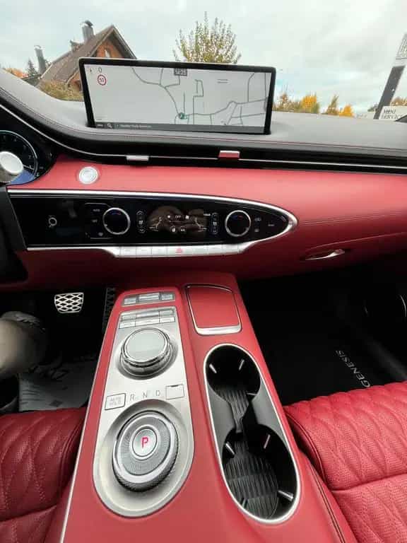 Genesis GV70 Sport 4WD 11/2024-photo-13