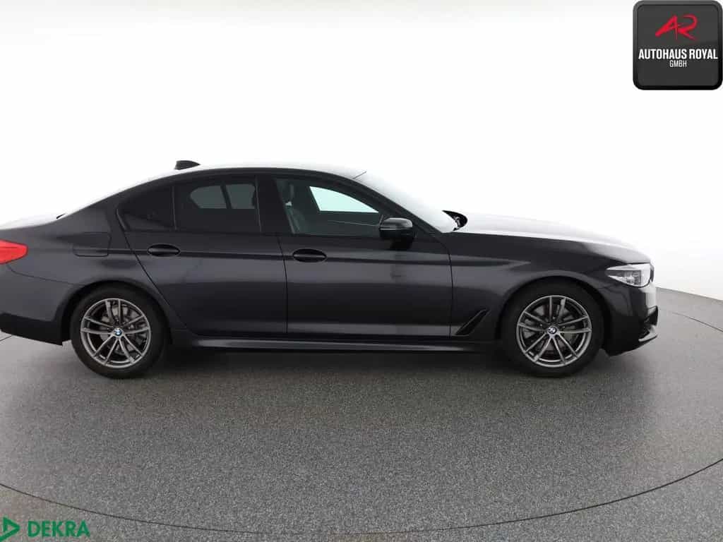 BMW 5 Series 520 d xDrive M SPORT SHADOW STANDHZ,HUD,HARMAN/K 09/2018-photo-4