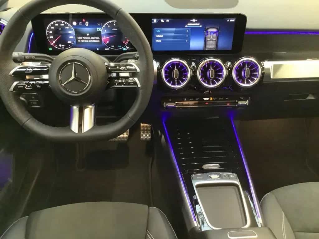 Mercedes-Benz GLB 220 4MATIC +AMG-Styling+MULTIBEAM+NIGHT+20'' 01/2026-photo-11