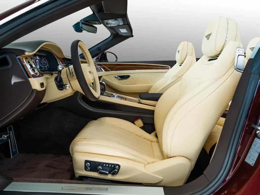 Bentley Continental GTC Azure V8 | Bentley Nürnberg 12/2022-photo-17
