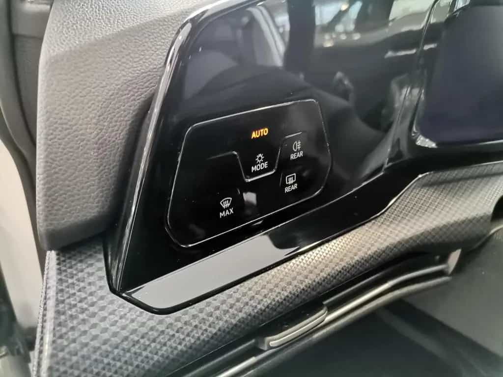 Volkswagen Golf 1.5 TSI United Winter|LED|Navi|ACC 07/2021-photo-20
