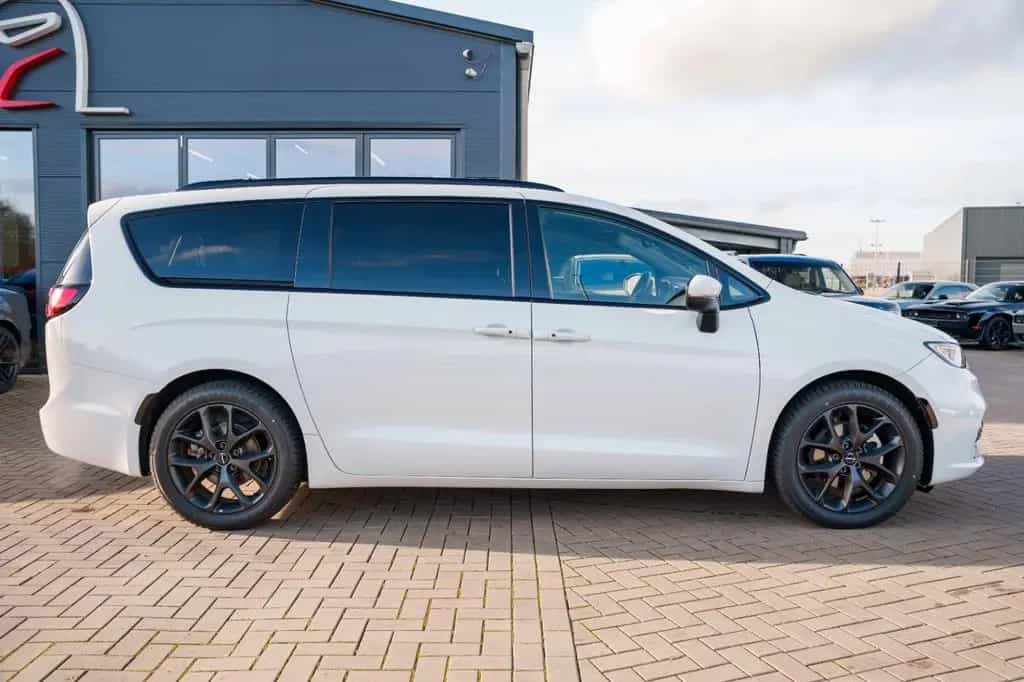 Chrysler Pacifica 3,6 Limited S LED/ACC/7 SDITZE TOP 03/2023-photo-11